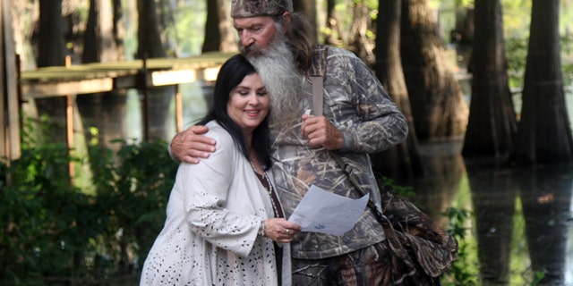 ‘duck Dynasty Star Phil Robertson Says He ‘loves The Liberal Left