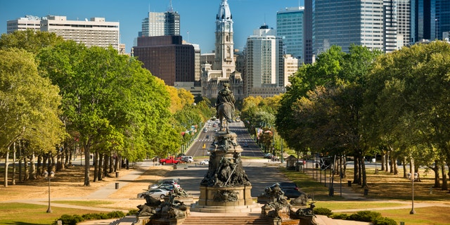 City hall and Benjamin Franklin Parkway Philadelphia, Pennsylvania, USA