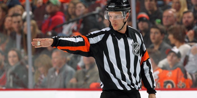 Rank explained that golf and hockey served as potential career trajectories but he lost a lot of weight during his battled with testicular cancer aged 22 so he stopped playing hockey competitively