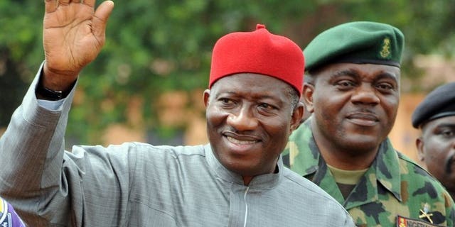 Nigerian President Goodluck Jonathan in Ogidi, southeast Nigeria, May 23, 2013. Jonathan will leave for Cameroon on Sunday ahead of a meeting of West and Central African leaders on maritime security in the pirate-infested Gulf of Guinea, his office said Saturday.