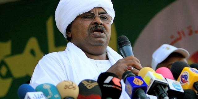 Salah Gosh, Sudan's ex-chief of security, speaks at an event on November 13, 2010, in Khartoum. Gosh, who faced a possible death sentence for his alleged role in a coup plot, has been freed under an amnesty, his lawyer said.