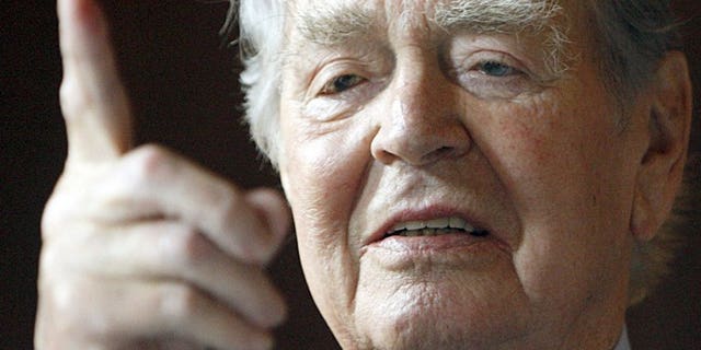 A picture taken on June 11, 2008 shows Berthold Beitz, patriarch of industry giant ThyssenKrupp, at a press conference in Essen, Germany. Bertold Beitz died on July 30, 2013 at the age of 99, ThyssenKrupp said.
