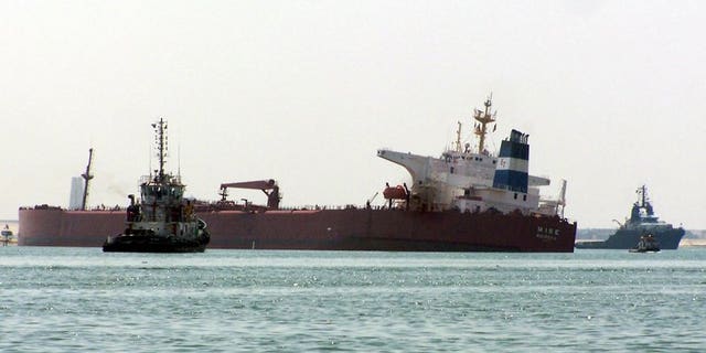 A tanker is seen stuck in the Suez canal on March 28, 2010 near Ismailia city, 120 kms north east of Cairo. Brent oil prices hit a four-month high on concerns escalating violence in Egypt will disrupt supplies from the Middle East, analysts said.