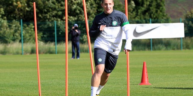 Celtic's Scottish midfielder Kris Commons takes part in a training session in Glascow on September 18, 2012. Celtic maintained their winning start to the new Scottish Premiership season with a 2-0 victory against 10-man Aberdeen on Saturday.