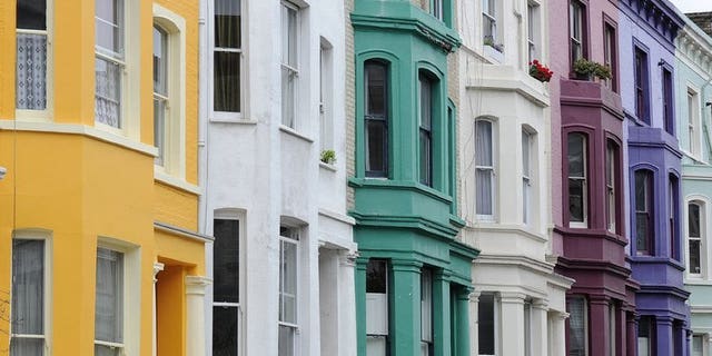 A row of terraced houses, pictured in west London, on August 30, 2011. British house prices rose in August for the seventh month in a row, as buyers returned to the market with the help of government-backed schemes, a survey shows.