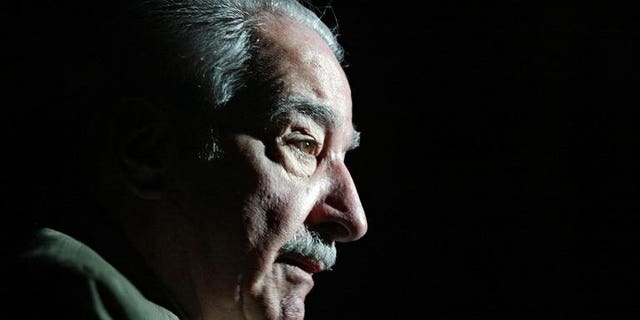 Alvaro Mutis, an award-winning Colombian poet, essayist and novelist influential throughout the Spanish-speaking world, has died in Mexico City.