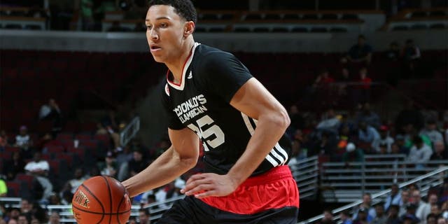 Apr 1, 2015; Chicago, IL, USA; McDonalds High School All American East forward Ben Simmons (25) dribbles on the perimeter during the McDonalds High School All American Game at the United Center. Mandatory Credit: Brian Spurlock-USA TODAY Sports