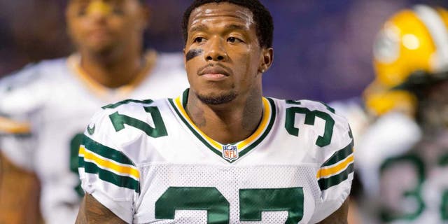 Oct 27, 2013; Minneapolis, MN, USA; Green Bay Packers cornerback Sam Shields (37) gets ready to play against the Minnesota Vikings at Mall of America Field at H.H.H. Metrodome. The Packers win 44-31. Mandatory Credit: Bruce Kluckhohn-USA TODAY Sports