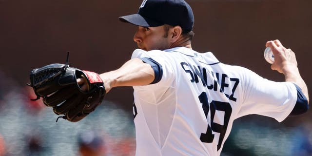 May 14, 2015; Detroit, MI, USA; Detroit Tigers starting pitcher Anibal Sanchez (19) pitches in the first inning against the Minnesota Twins at Comerica Park. Mandatory Credit: Rick Osentoski-USA TODAY Sports