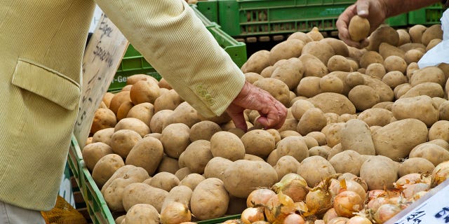 potato market istock