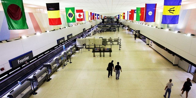The scary scene went down at Louis Armstrong International Airport in Louisiana.