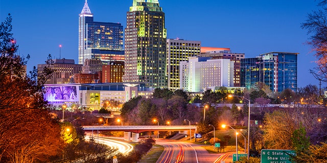 Raleigh, North Carolina, USA downtown skyline.