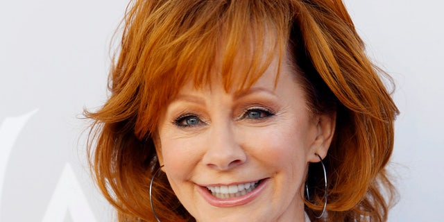 52nd Academy of Country Music Awards - Arrivals - Las Vegas, Nevada, U.S., - 02/04/2017 - Singer Reba McEntire. REUTERS/Steve Marcus - RTX33S2R