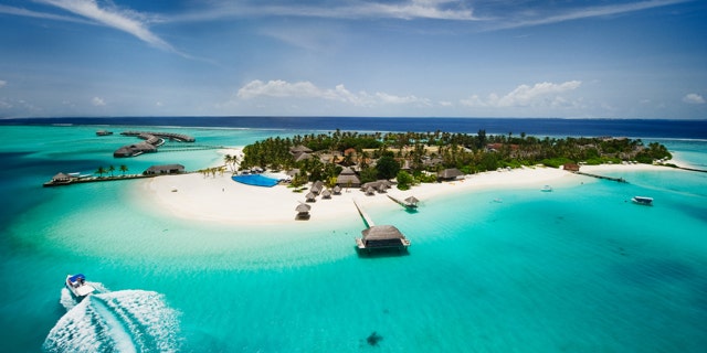 The Maldives are a jewel in the Indian Ocean but the threat of extreme Islamic terrorism may change tourists' plans.