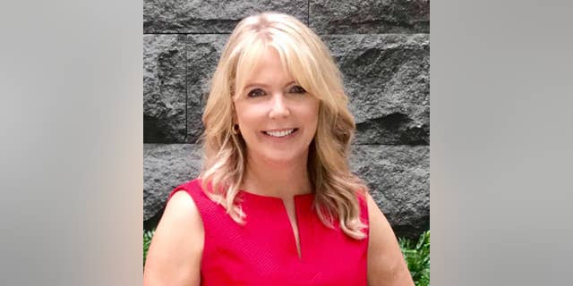 South Dakota TV journalist Angela Kennecke says she noticed red flags in the weeks leading up to her daughter’s death.
