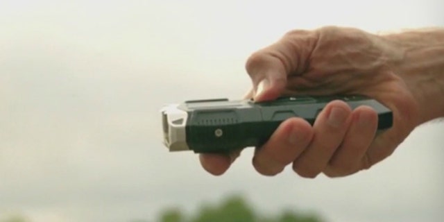 Police officers are testing a new type of restraint technology in Illinois.