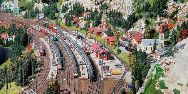 biggest toy train set