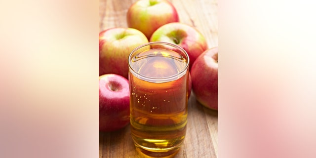 Apple Juice with fresh Apple