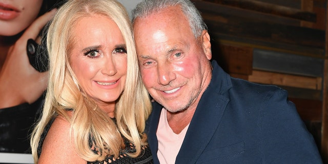 WEST HOLLYWOOD, CA - AUGUST 28: Kim Richards (L) and Wynn Katz attend the premiere of WE tv's "Marriage Boot Camp Reality Stars" at HYDE Sunset: Kitchen + Cocktails on August 28, 2018 in West Hollywood, California. (Photo by Earl Gibson III/Getty Images for WE tv )