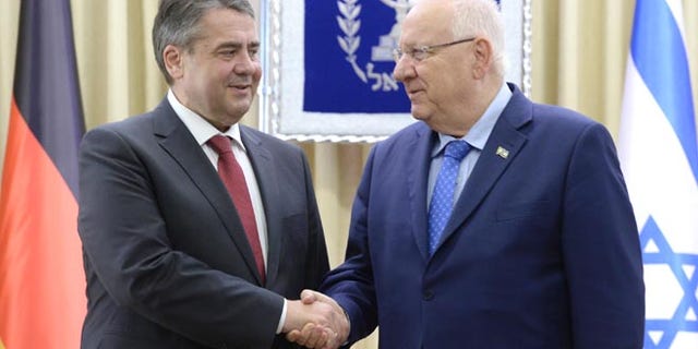 Gabriel with Israeli President Reuven Rivlin.