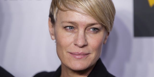 Robin Wright will star in the last eight episodes of the "House of Cards" series.