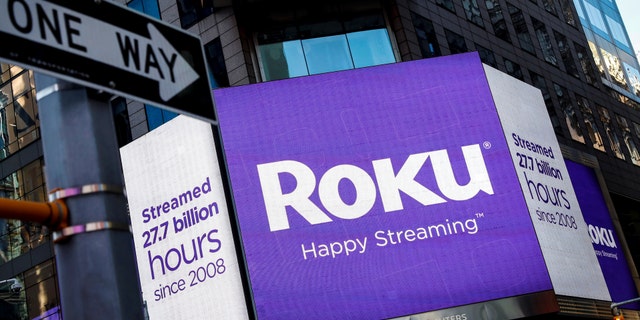 File photo: A video sign displays the logo for Roku Inc, a Fox-backed video streaming firm, in Times Square after the company's IPO at the Nasdaq Market in New York, U.S., September 28, 2017. (REUTERS/Brendan McDermid)