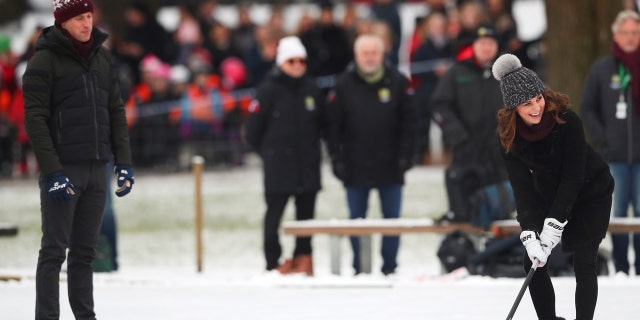 Britain's Prince William and Catherine, the Duchess of Cambridge, visit a bandy ice rink in Stockholm, during their official visit to Sweden, January 30, 2018. REUTERS/Hannah McKay - RC1731400530