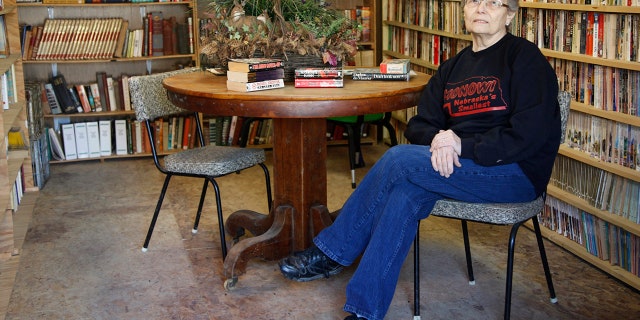 Monowi's only resident, Elsie Eiler, is the town’s mayor, treasurer, clerk, secretary, tavern owner, librarian, and default mediator if any disagreements arise at the bar.