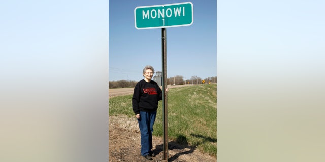 In the 1930s Monowi was a relatively bustling railroad town of 150 with several businesses including grocery stores, restaurants, and even a prison.