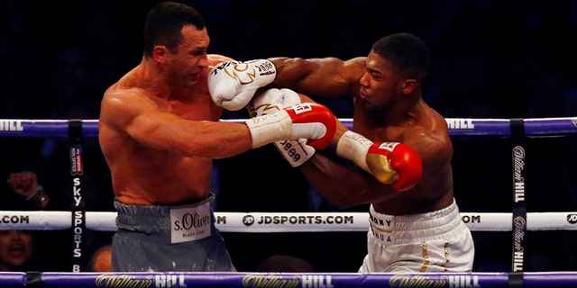 Anthony Joshua in action with Wladimir Klitschko