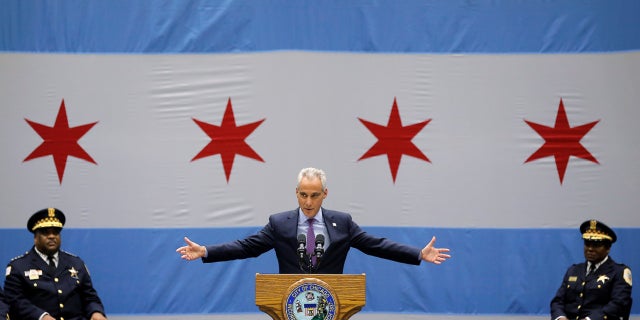 Chicago Mayor Rahm Emanuel delivers a speech on the city's surge in violence in Chicago, Sept. 22, 2016.