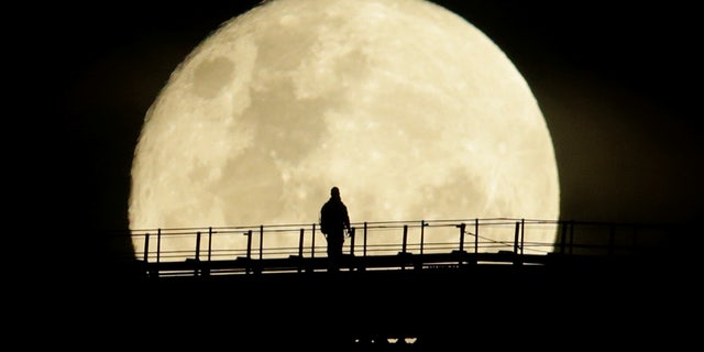 SUPERMOON-SIGHTING/AUSTRALIA