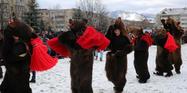 Dancers in Comanesti.