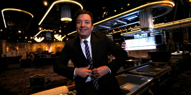 Host and comedian Jimmy Fallon poses during preparations for the 73rd Annual Golden Globe Awards in Beverly Hills, California, U.S. January 4, 2017. REUTERS/Mario Anzuoni - RTX2XK3U
