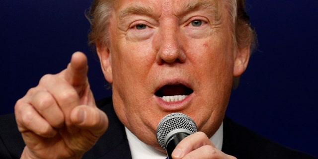 trump_mic