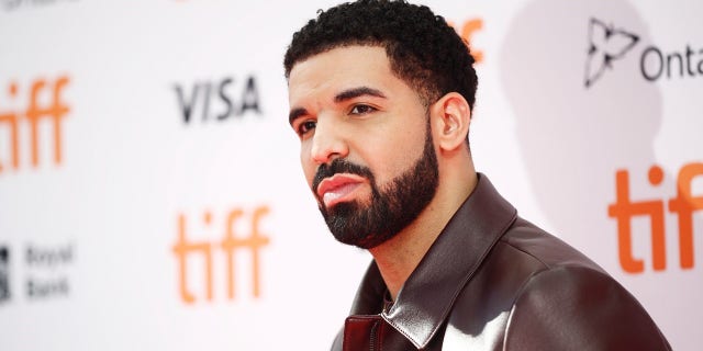 Rapper Drake hailed his 1-year-old son Adonis as a better artist than Pablo Picasso after he received an art piece from him as a Christmas gift.