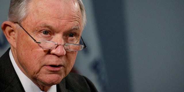 USA-TRUMP/OPIOIDS-SESSIONS