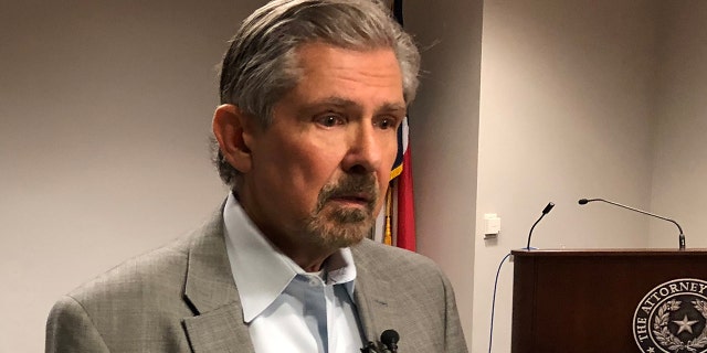 Thomas Whitaker's father, Kent, fought to see his son live, despite his son's conviction for masterminding the death of Kent's wife and younger son.
