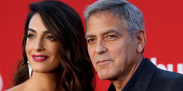 George Clooney, who shares three-year-old twins Alexander and Ella with wife Amal Clooney, 左, simply wants his children to ‘live in a better world,’ George Floyd family attorney Benjamin Crump told ‘The View’ on Thursday.