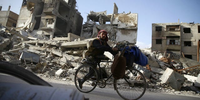 Syria's eastern Ghouta under fire