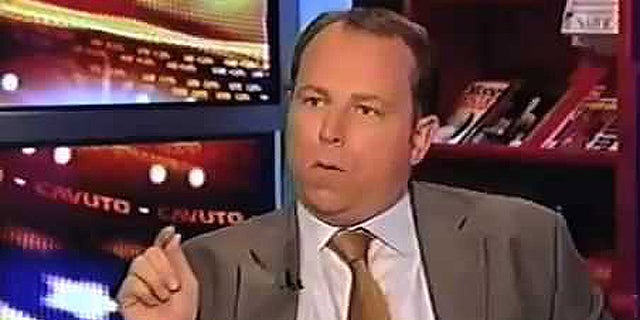 Newsmax founder Christopher Ruddy says his $1 million donation to Bill and Hillary Clinton's foundation is not an endorsement of a Hillary presidential candidacy. (Fox Business Network)
