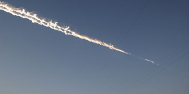 Meteor Trail Over Russia: Feb. 15