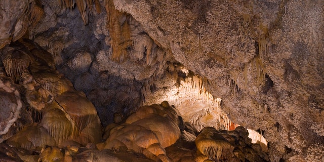 BCK7H7 The Formation Room, Jewel Cave National Monument, South Dakota. Image shot 2009. Exact date unknown.