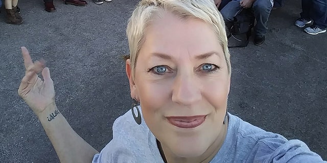 A mom in Oklahoma has gone viral after offering to be a stand-in parent at same-sex weddings.