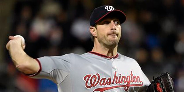 Oct. 3, 2015: Washington Nationals starter Max Scherzer (31) pitches against the New York Mets in the first inning of the second baseball game of a doubleheader in New York.