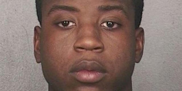 Mug shot of courthouse escapee Dayonte Resiles, 22.