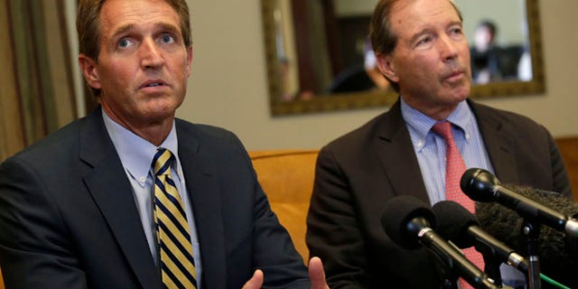 Nov. 11, 2014: U.S. Republican Senator Jeff Flake speaks to reporters as U.S. Democrat Senator Tom Udall listens during a news conference in Havana. (Reuters)
