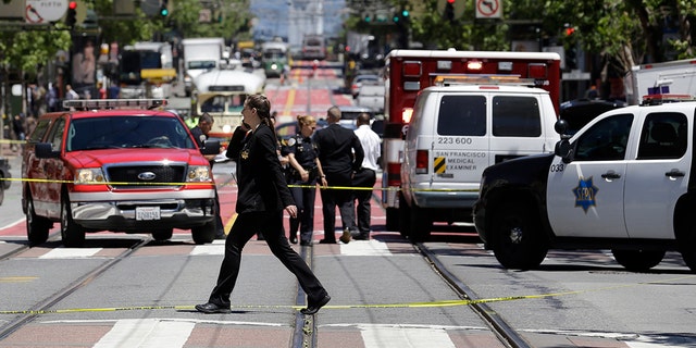 San Francisco Police Fatally Shoot Stabbing Suspect On Market Street ...