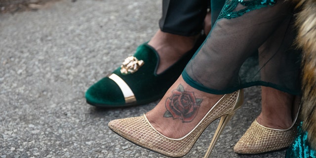 From head to toe, the pair nailed the prom night look.