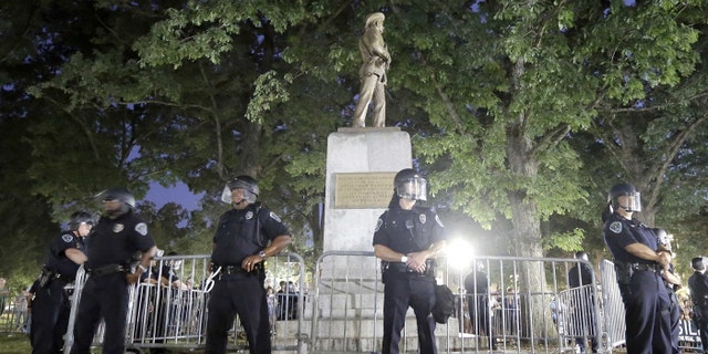 Confederate Monuments This 124 Year Old Womens Group Is Fighting To Keep Them Around Fox News 